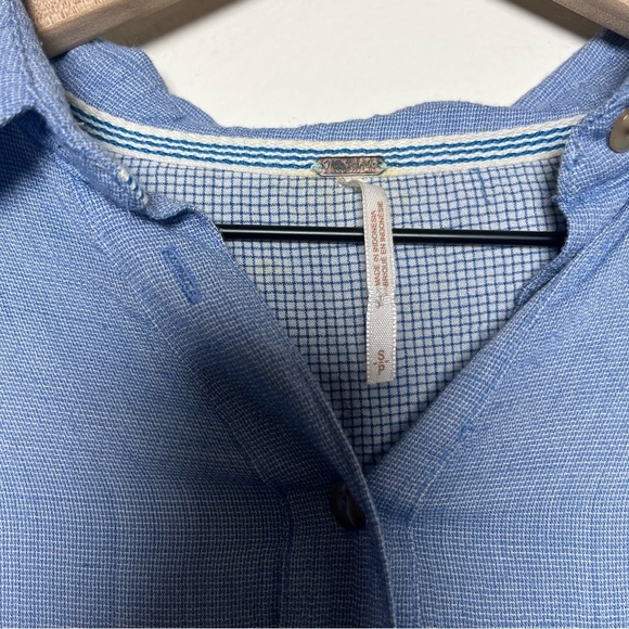 Free People Women That's A Wrap Shirt Small Blue Chambray Lightweight Western - Picture 4 of 10